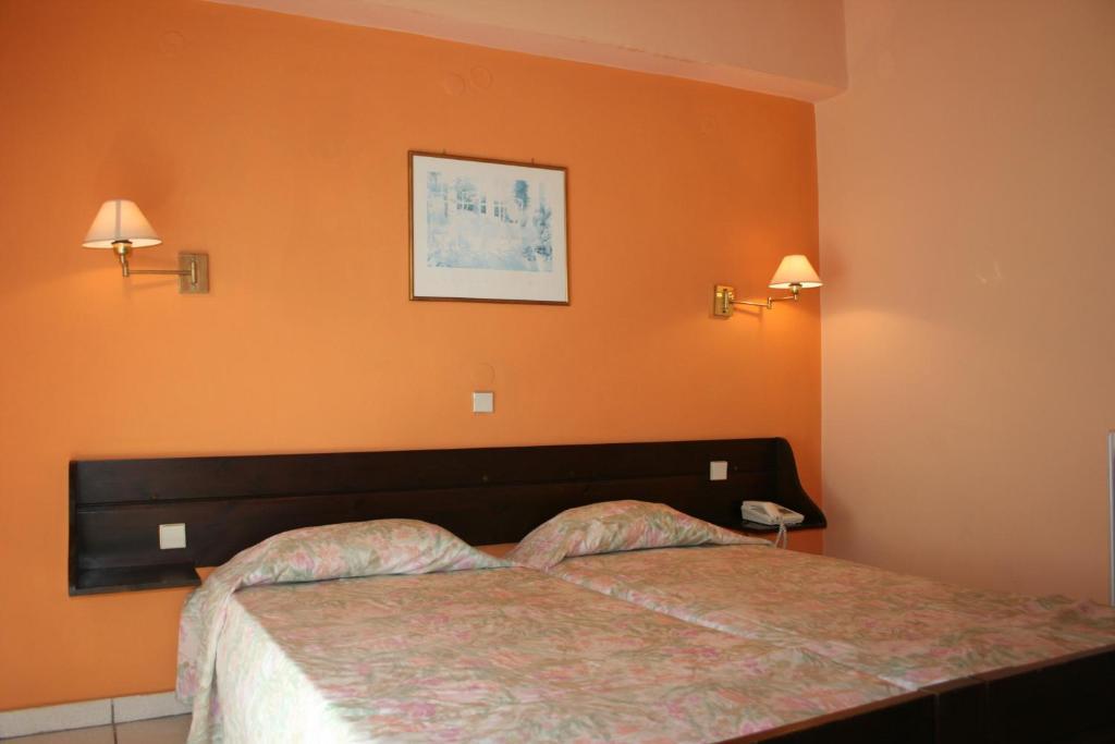 Aegli Hotel Perama  Room photo
