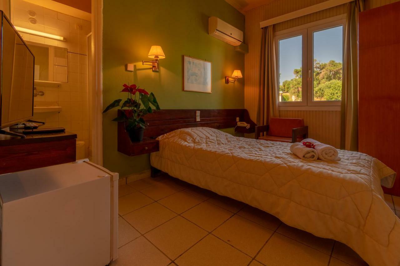 Aegli Hotel Perama  Room photo